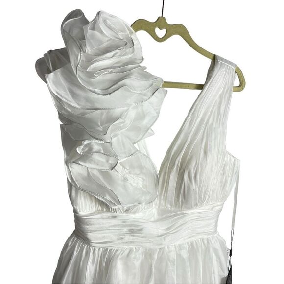Ieena Mac Duggal Sz 6 White Ruffle Shoulder Empire Waist Deep V-Neck Dress 48952 - Picture 2 of 9